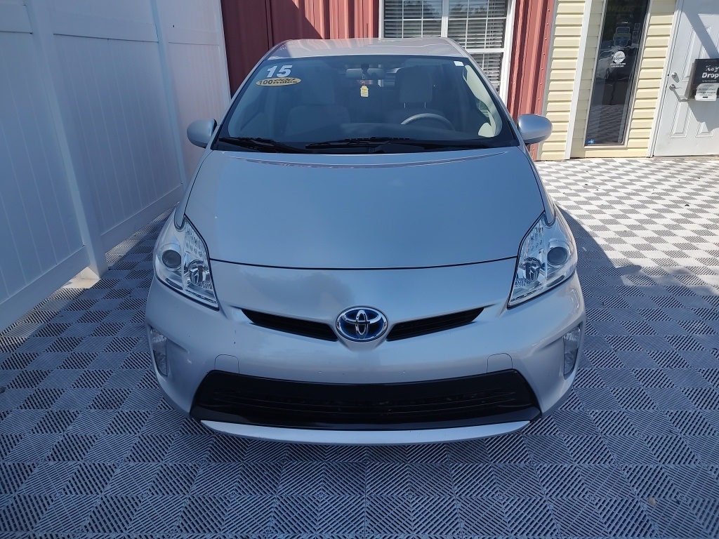 Vehicle image 4 of 34