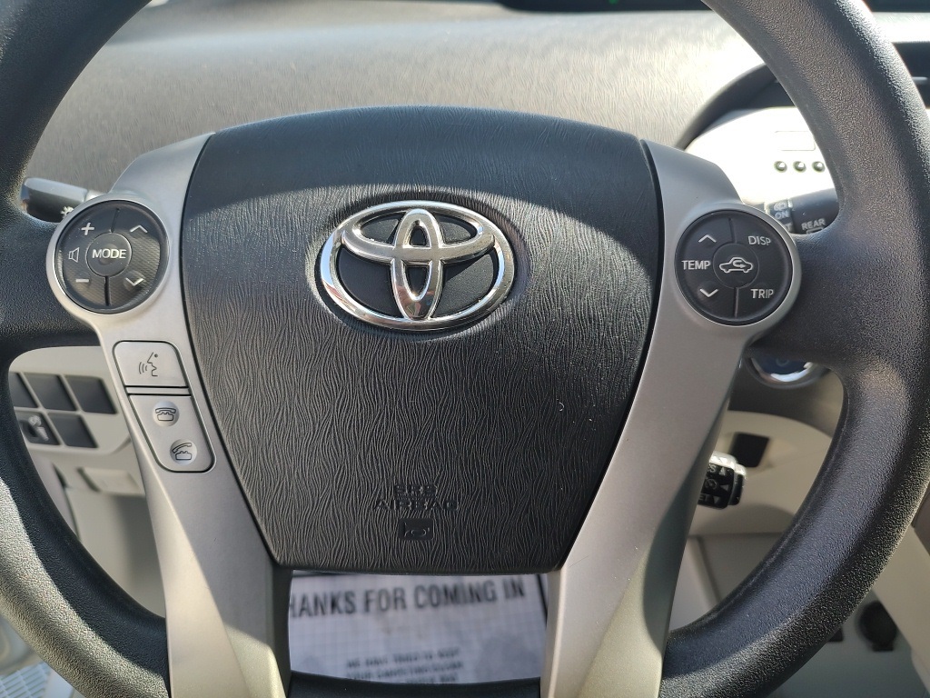 Vehicle image 15 of 34