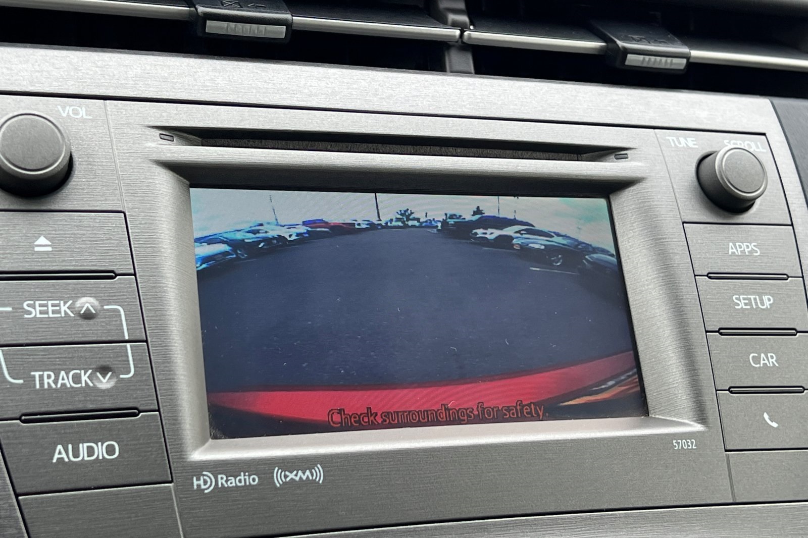 Vehicle image 19 of 38