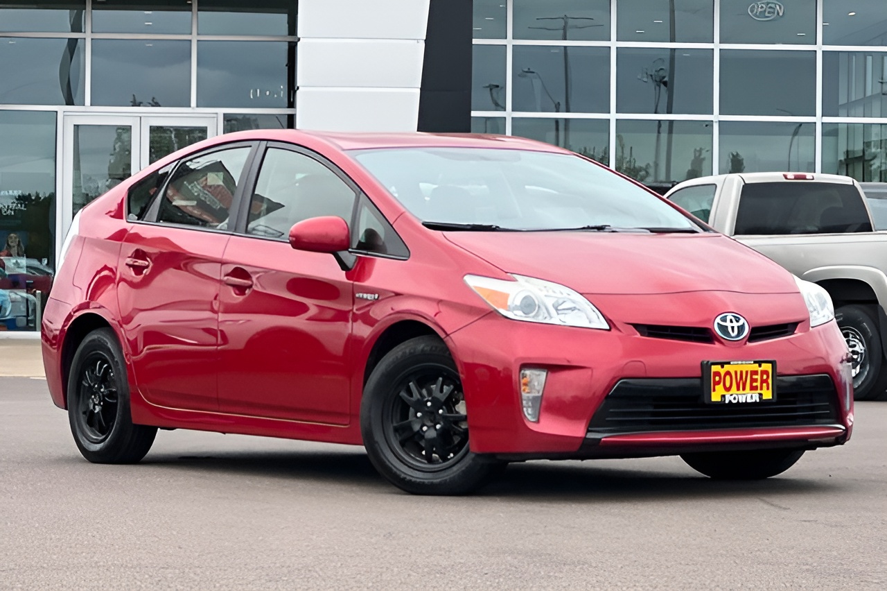 Vehicle image 32 of 38