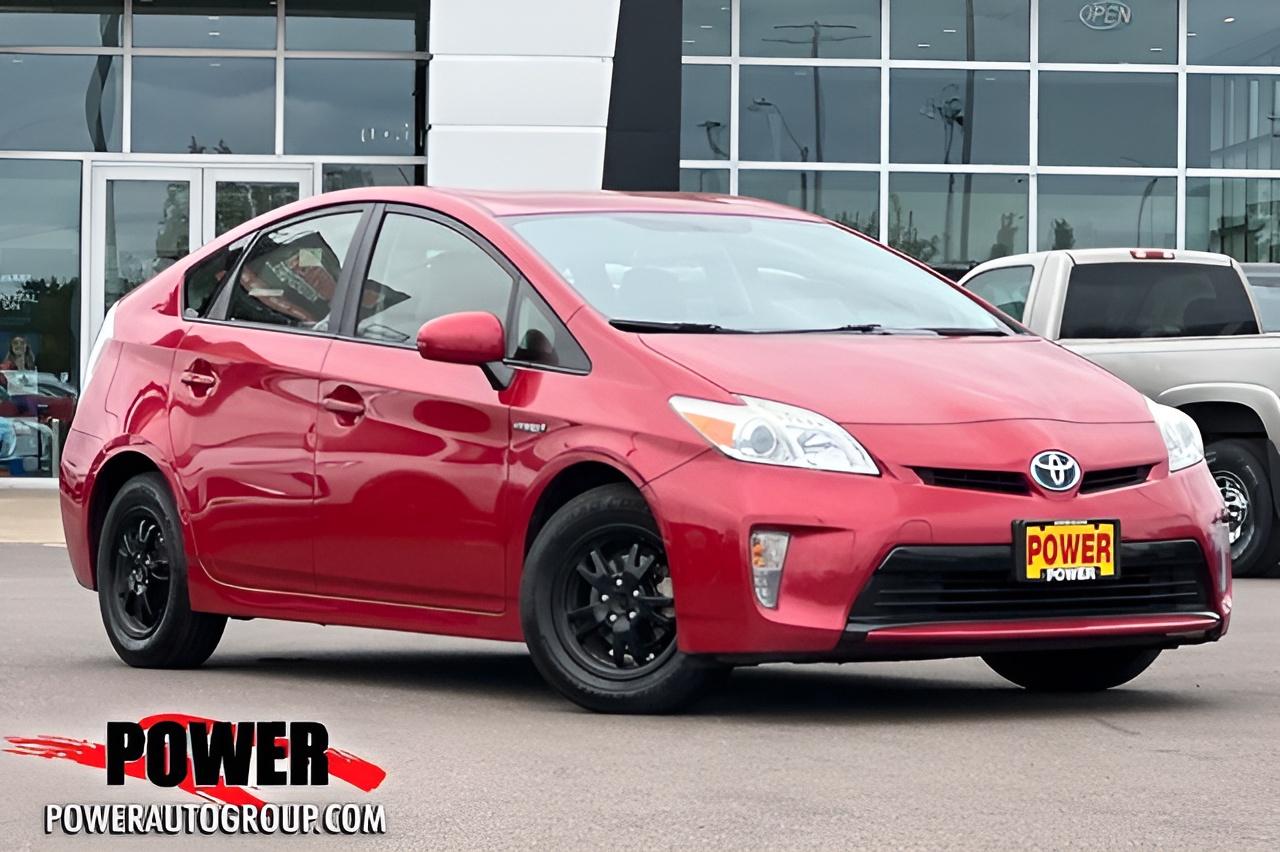 Vehicle image 33 of 38