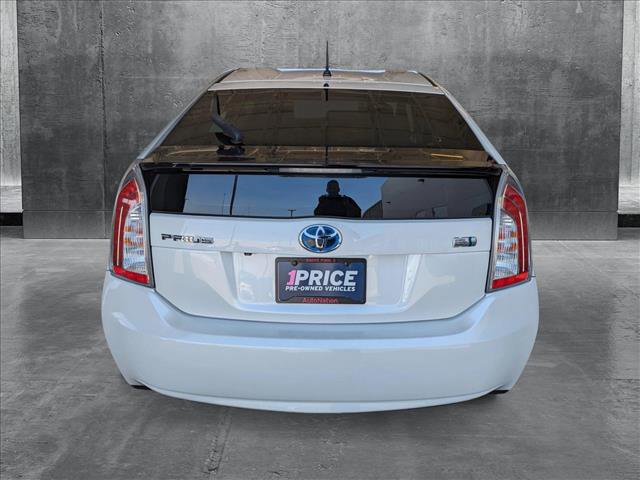 Vehicle image 6 of 23