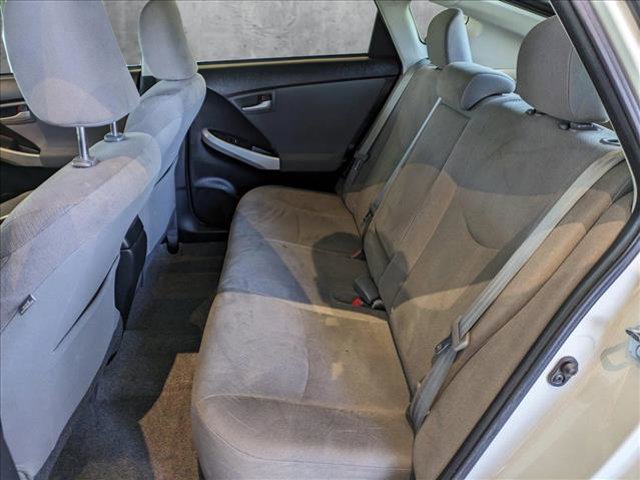 Vehicle image 17 of 23