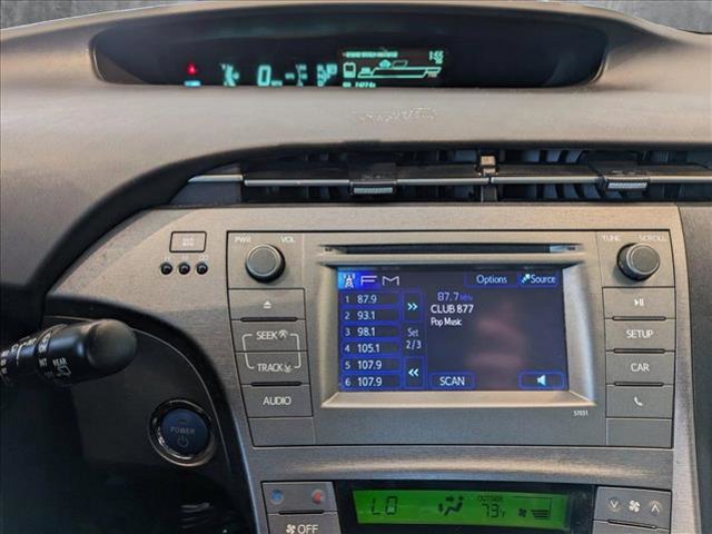 Vehicle image 11 of 23