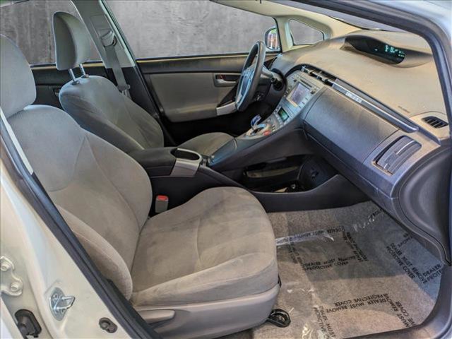 Vehicle image 19 of 23