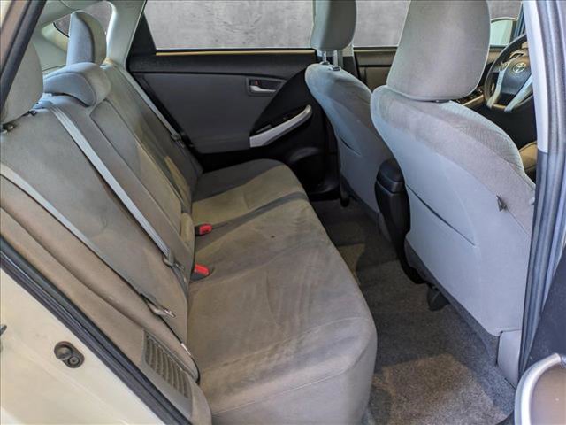 Vehicle image 18 of 23