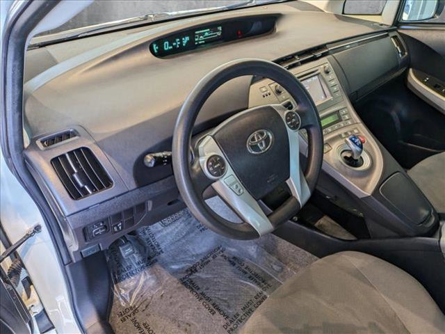 Vehicle image 10 of 23