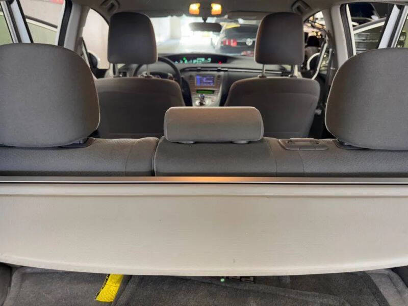 Vehicle image 47 of 58