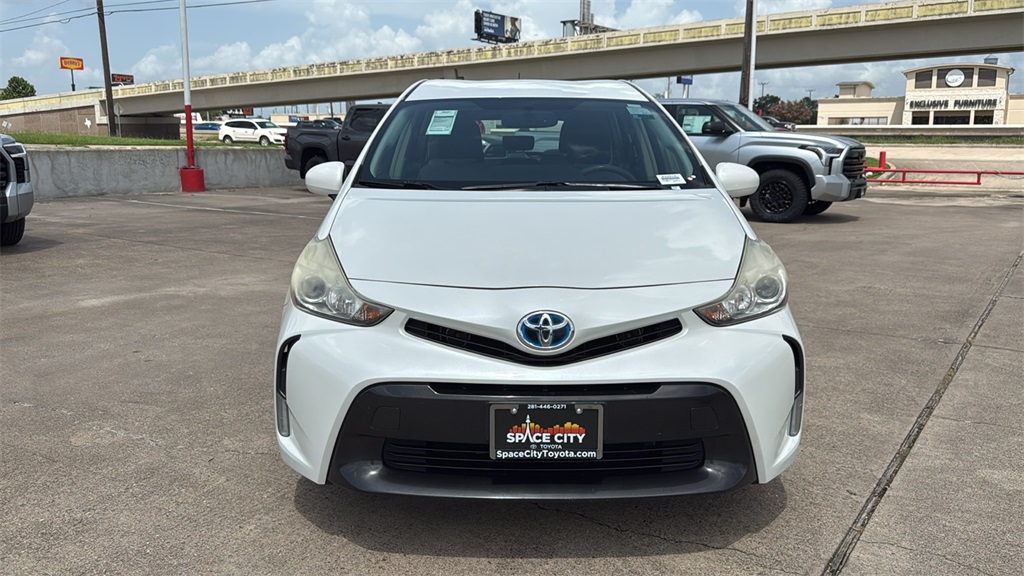 Vehicle image 2 of 35