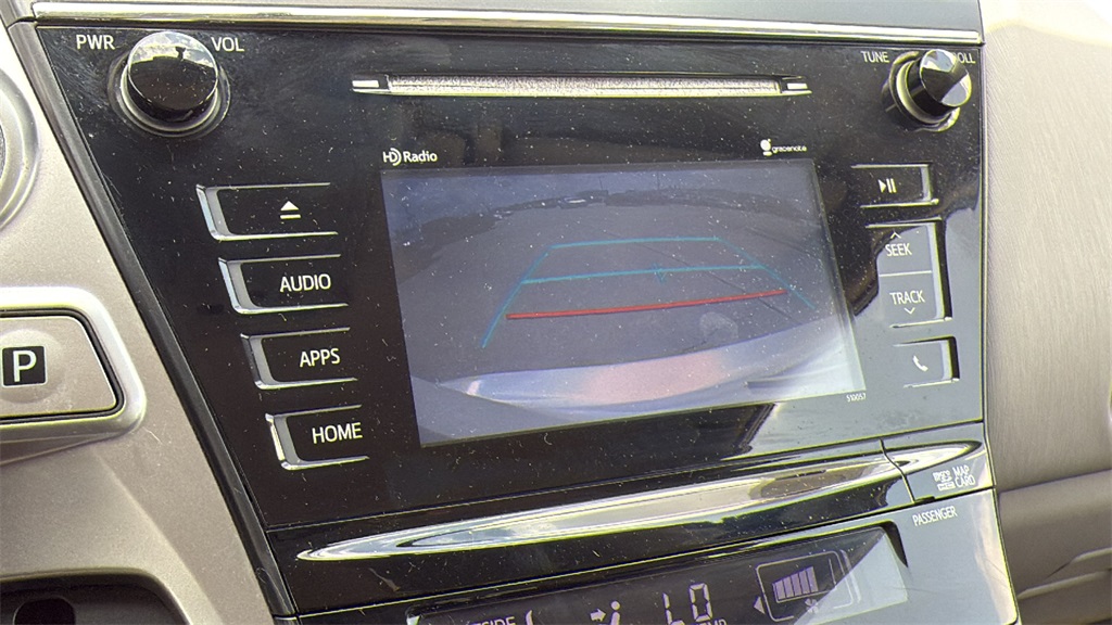 Vehicle image 22 of 35