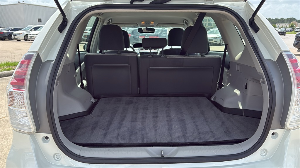 Vehicle image 11 of 35