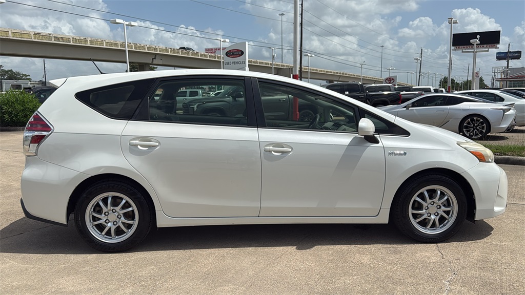 Vehicle image 4 of 35