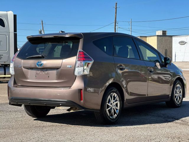 Vehicle image 7 of 46
