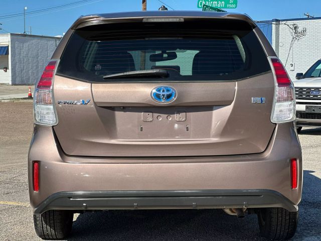 Vehicle image 9 of 46