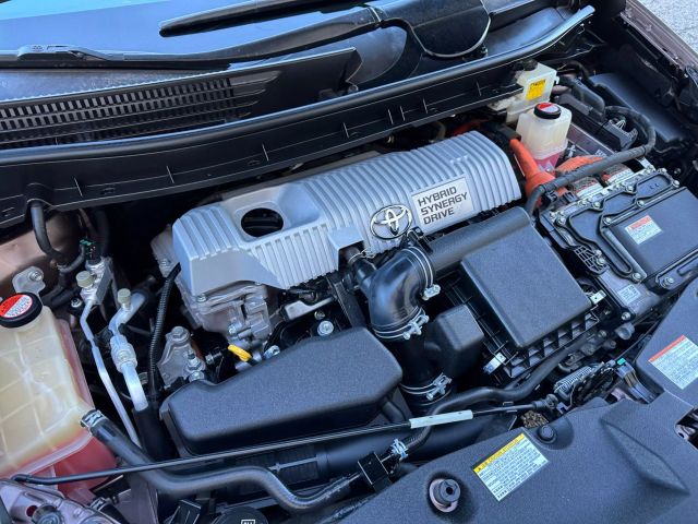 Vehicle image 44 of 46