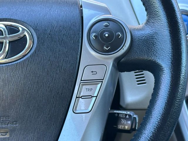 Vehicle image 28 of 46