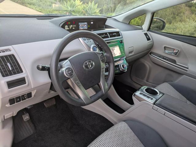 Vehicle image 14 of 36