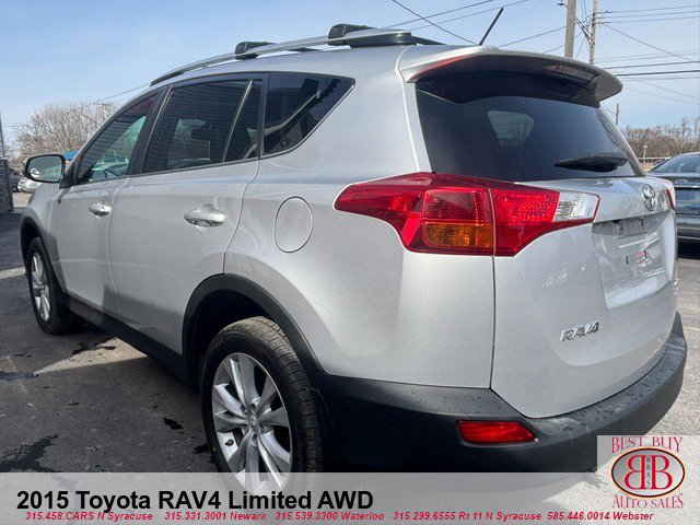 Vehicle image 8 of 17