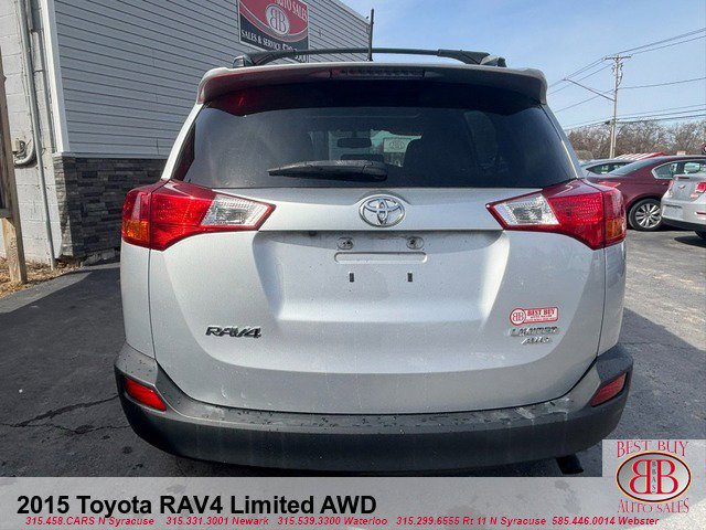 Vehicle image 5 of 17