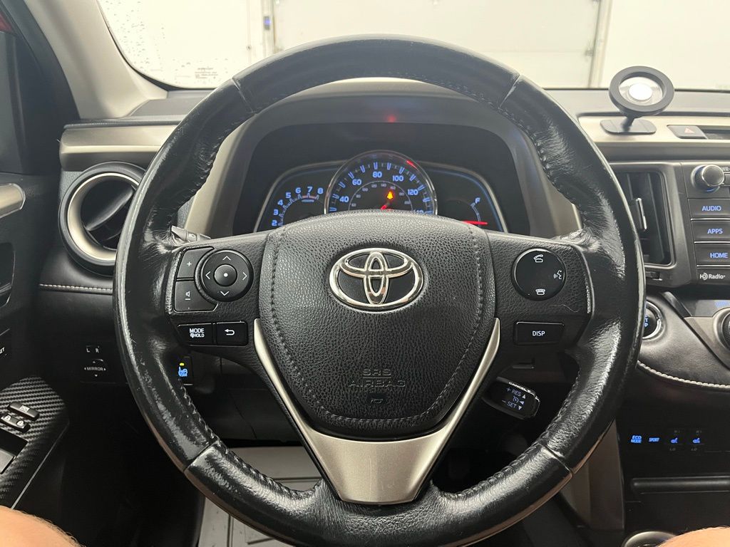 2015 Toyota RAV4 Limited Image 36 of 36