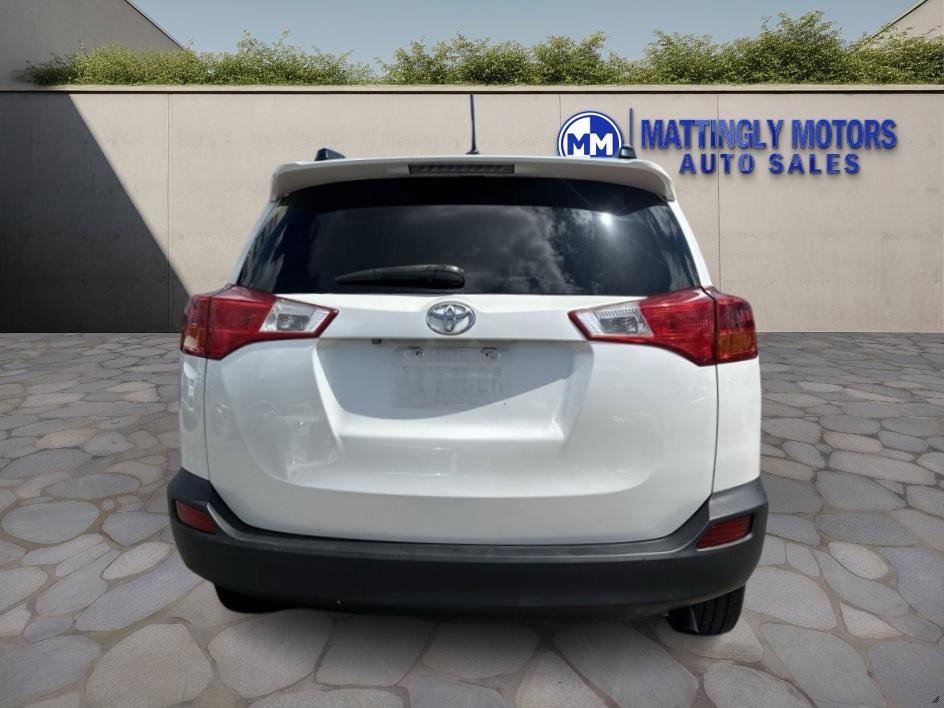 Vehicle image 6 of 27