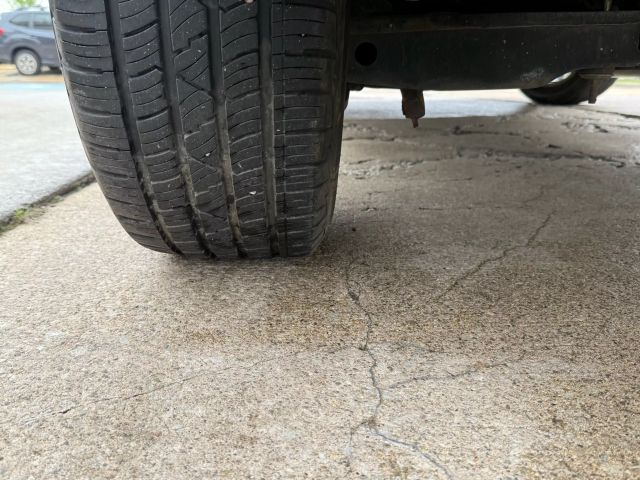 Vehicle image 47 of 51