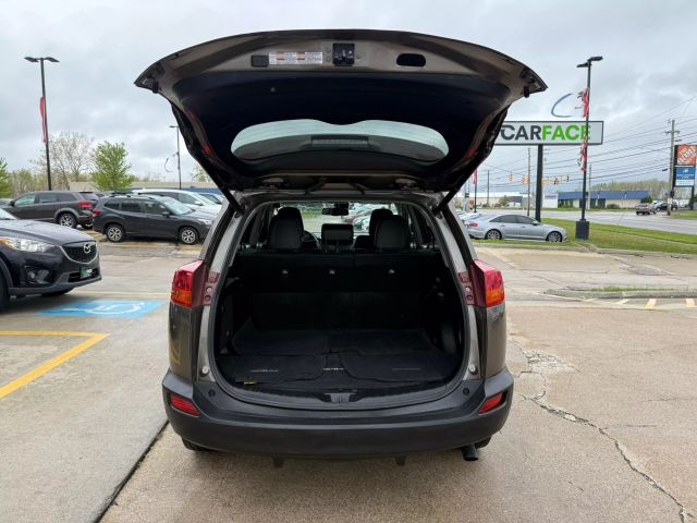 Vehicle image 15 of 51
