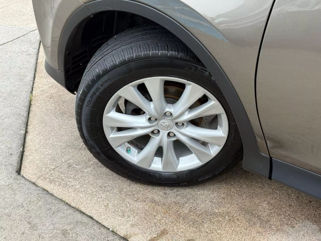 Vehicle image 45 of 51