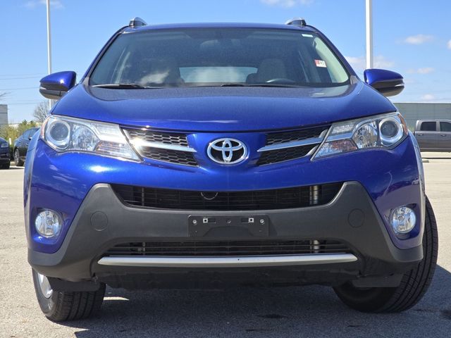 Vehicle image 4 of 32