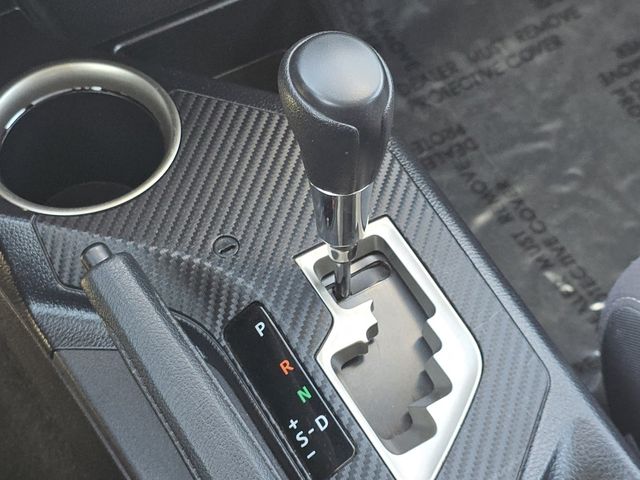 Vehicle image 16 of 32