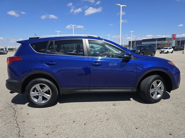 Vehicle image 7 of 32