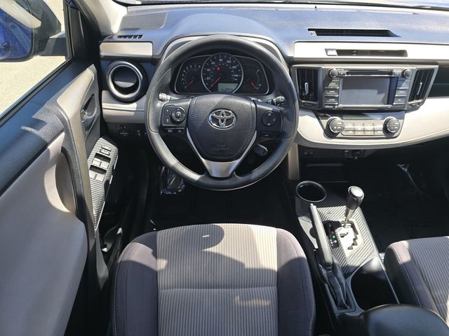 Vehicle image 29 of 32