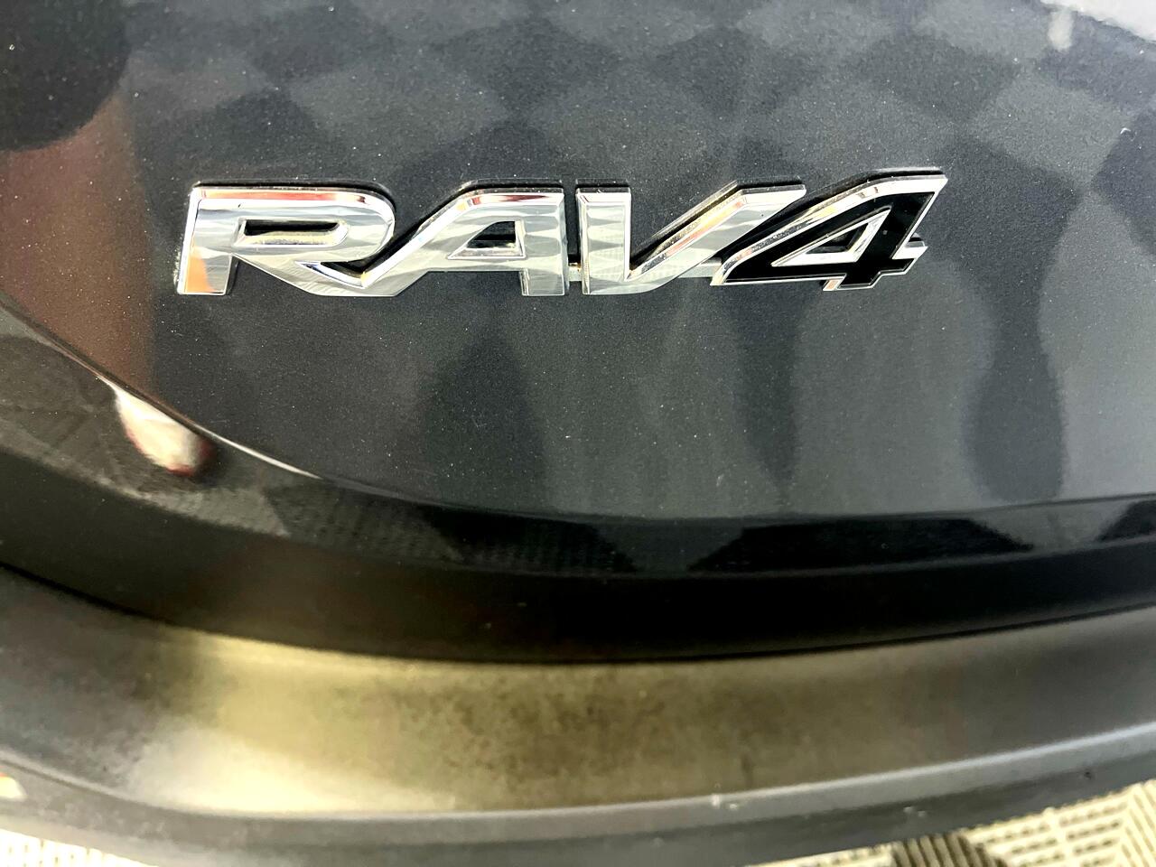 Vehicle image 54 of 73