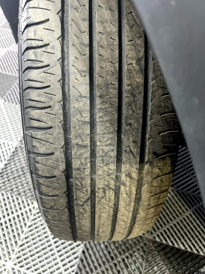 Vehicle image 67 of 73