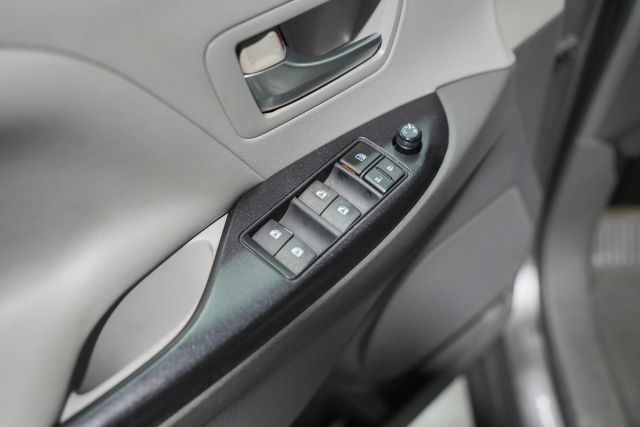 2015 Toyota Sienna LE Image 49 of 58