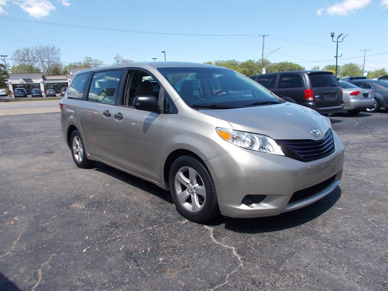 Vehicle image 2 of 23