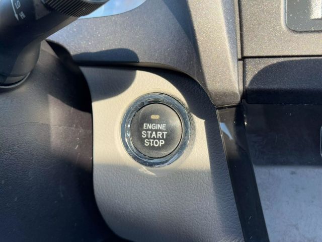 Vehicle image 36 of 45