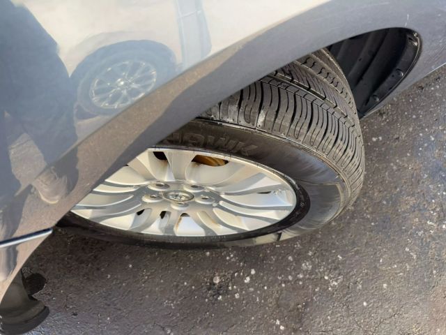 Vehicle image 38 of 45