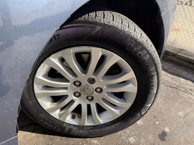 Vehicle image 44 of 45