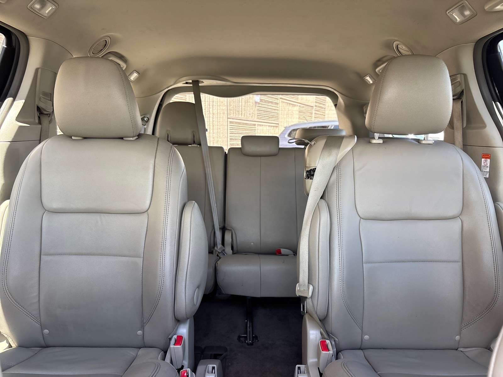 Vehicle image 24 of 38
