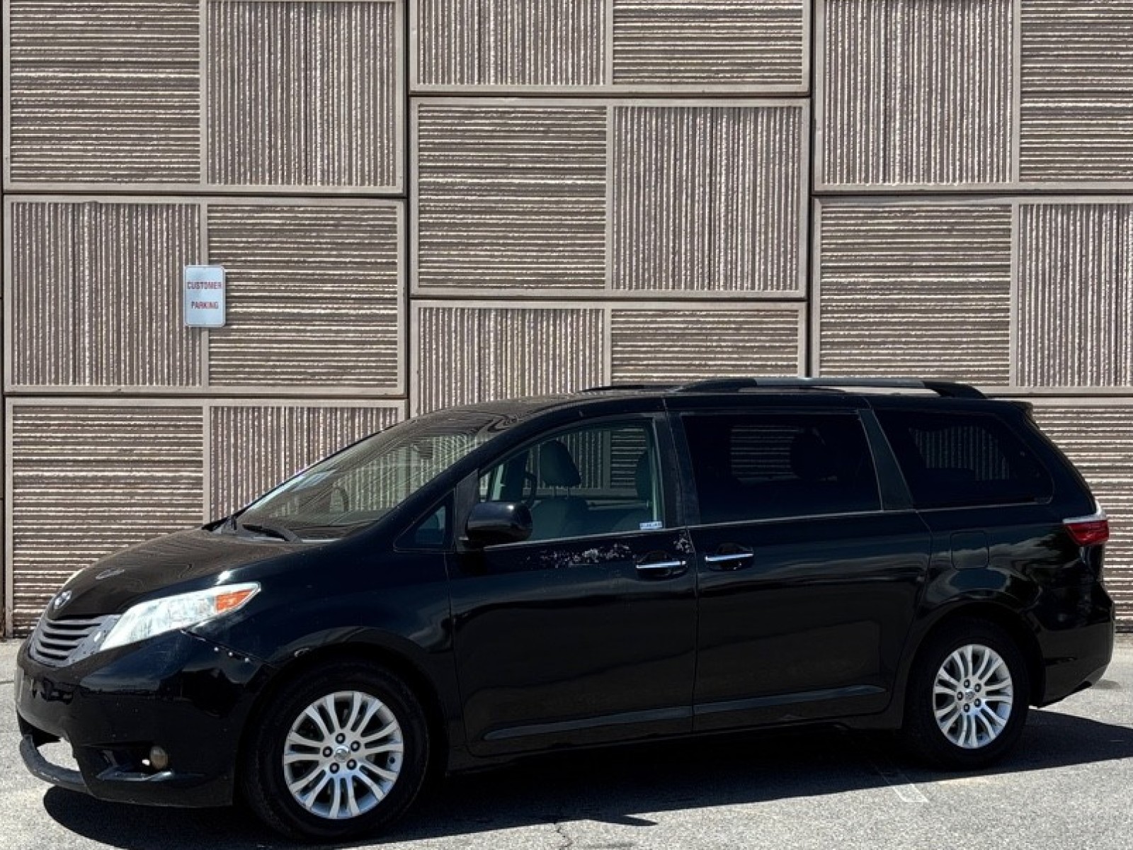 Vehicle image 1 of 38