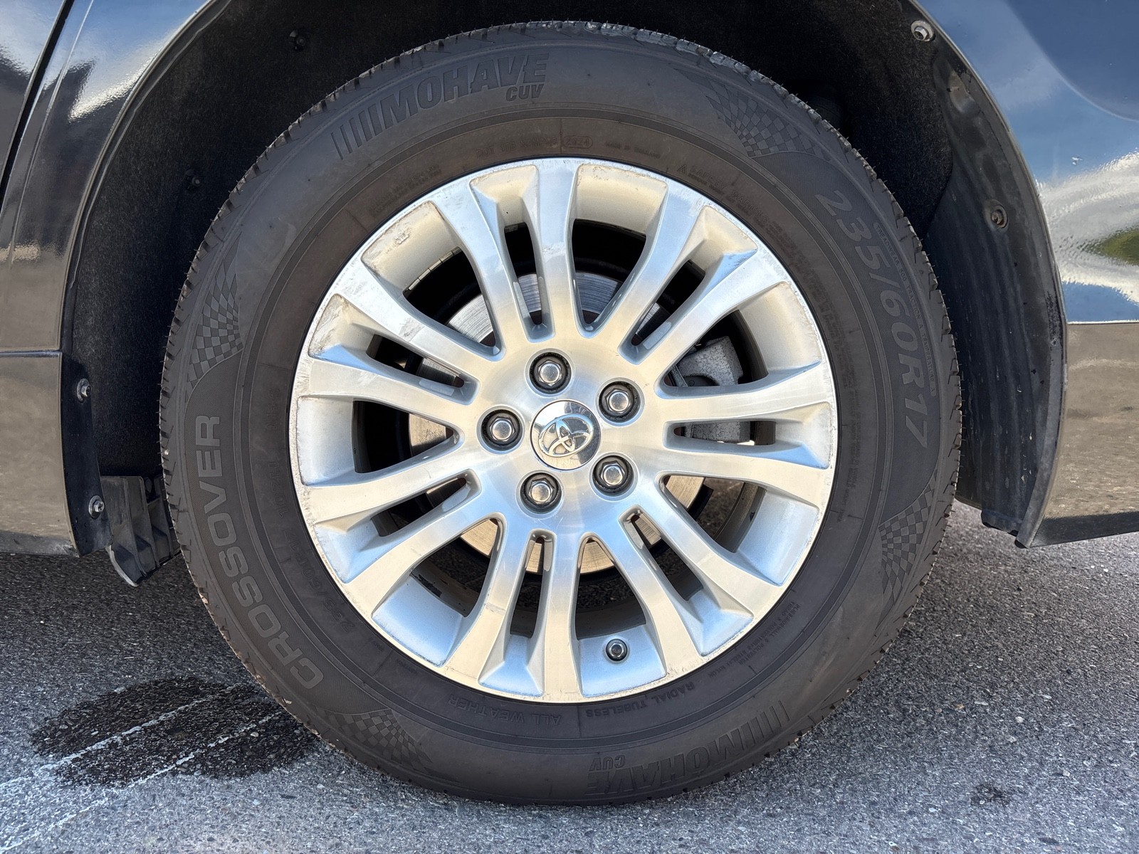 Vehicle image 37 of 38