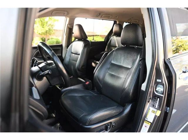 Vehicle image 20 of 29
