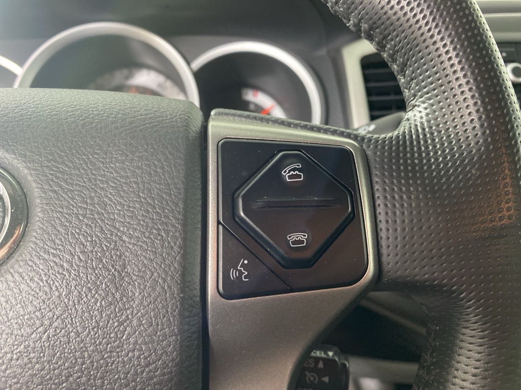 Vehicle image 20 of 23