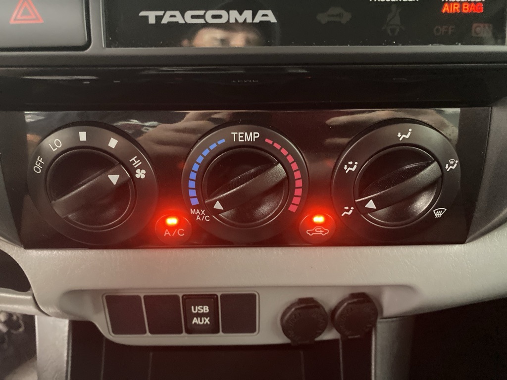Vehicle image 22 of 23