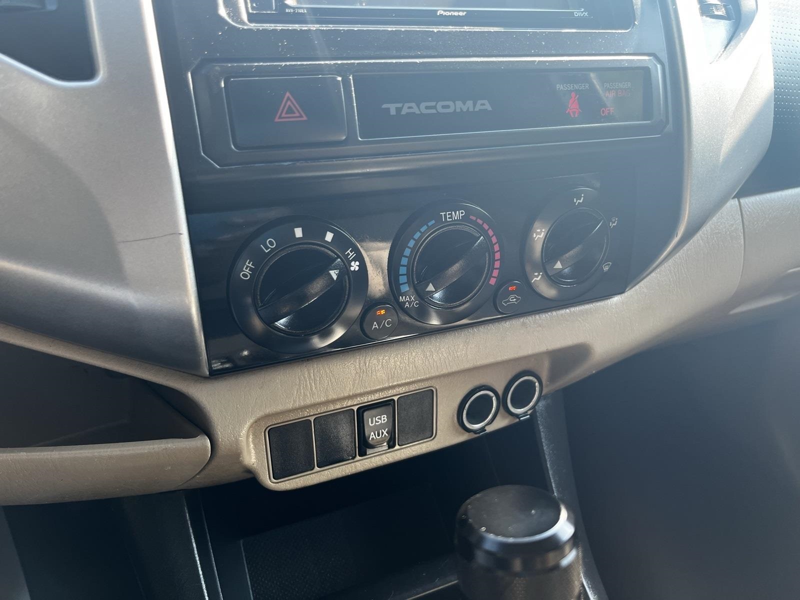 Vehicle image 24 of 43