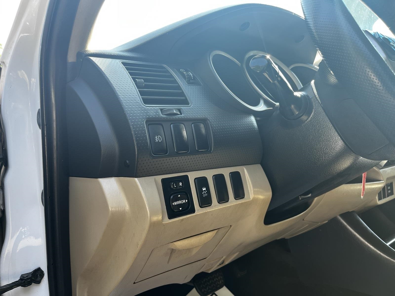 Vehicle image 40 of 43
