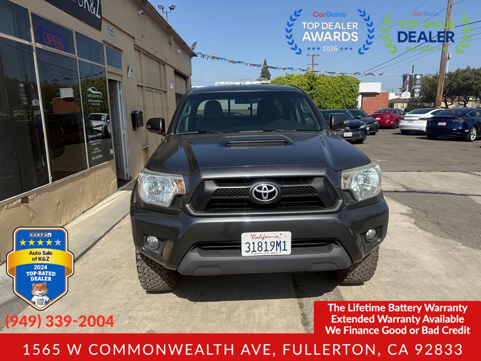 2015 Toyota Tacoma PreRunner Image 3 of 15