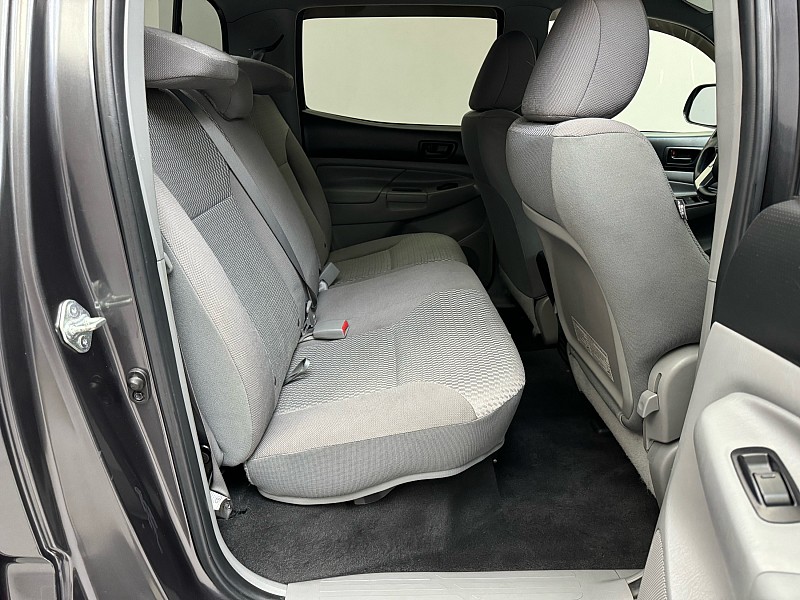 Vehicle image 14 of 37
