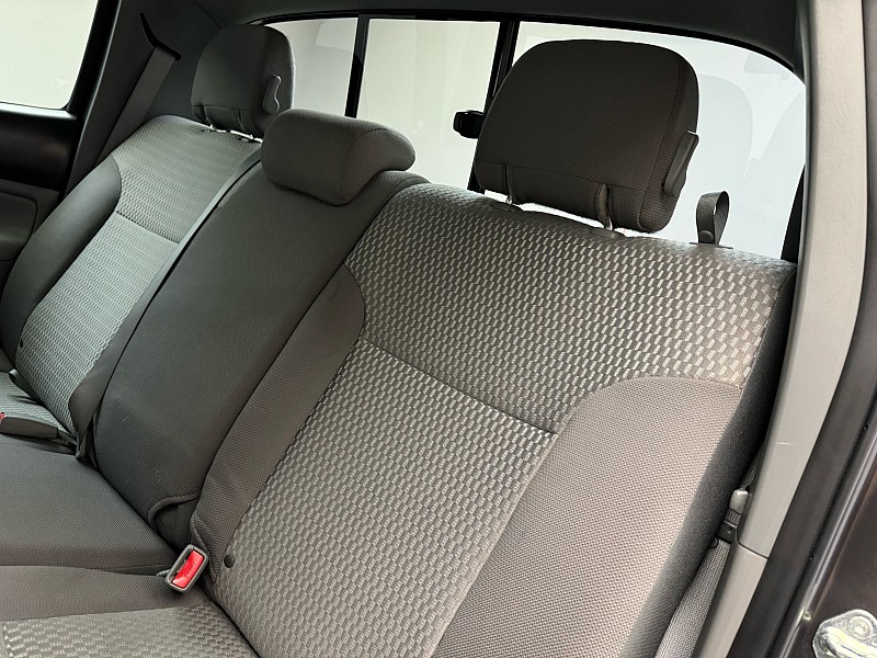 Vehicle image 15 of 37